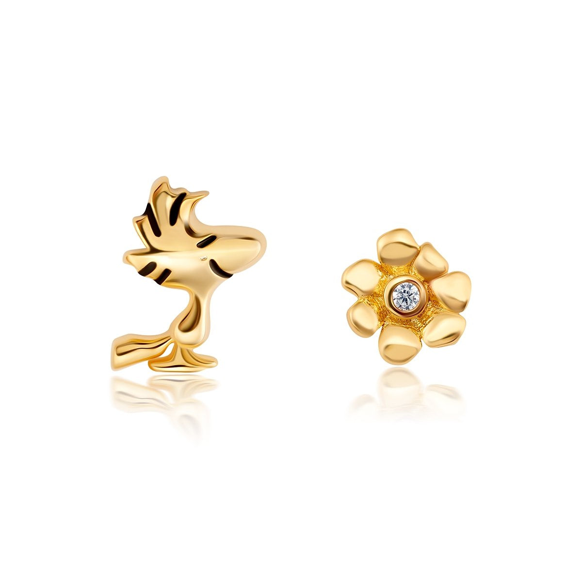 Woodstock/Flower Brass Earrings Finihshed in 18kt Yellow Gold - CRISLU