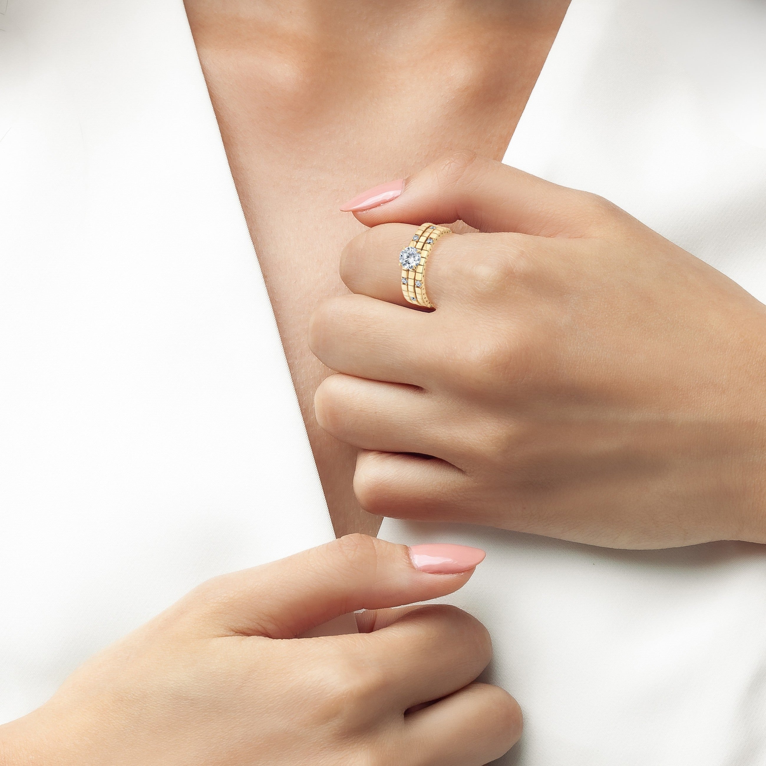 Pure Flex Solitaire Ring Finished in Gold